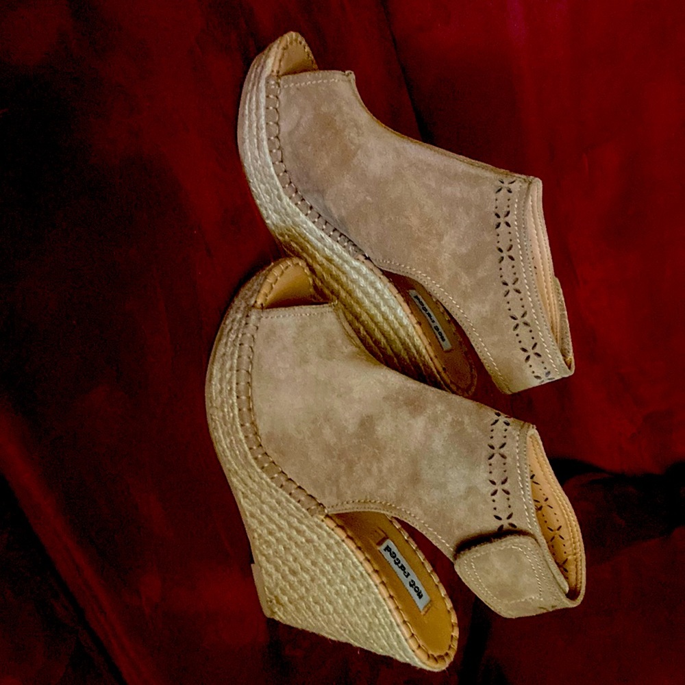 Tan suede ankle strap wedges with peep toe Perfect for summer. Great condition!